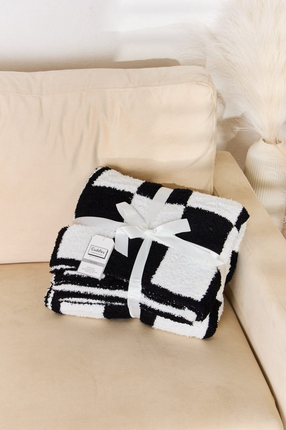 So Soft Decorative Throw Blanket