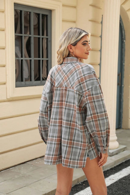 Long-Sleeved Plaid Shirt with Lapel Pocket