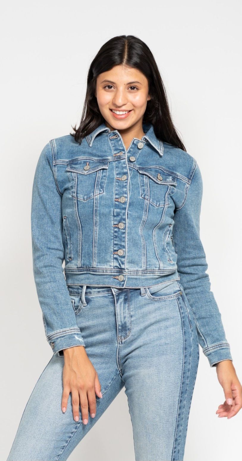 Classic Vintage Wash Denim Jacket