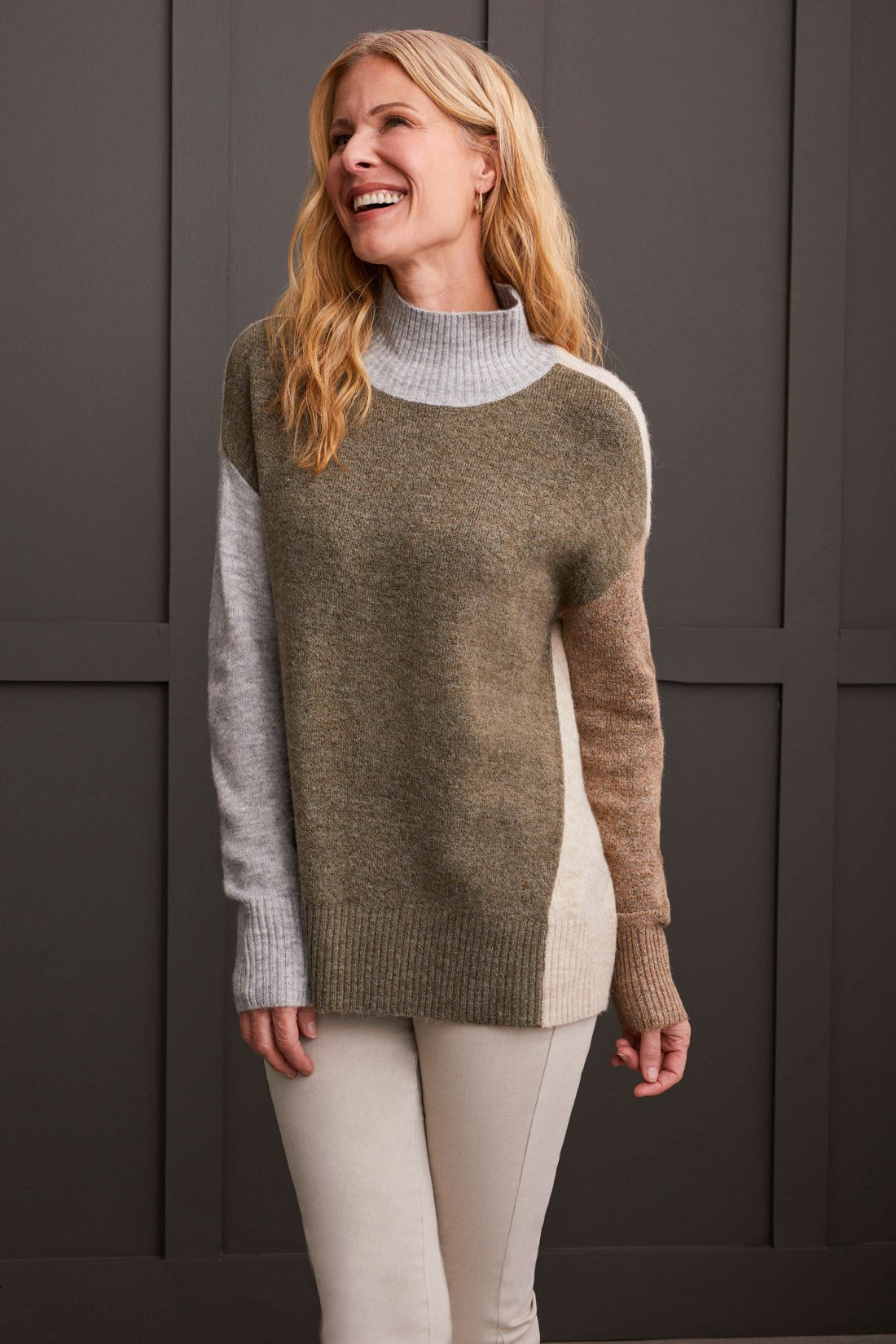 MOCK NECK COLORBLOCK SWEATER