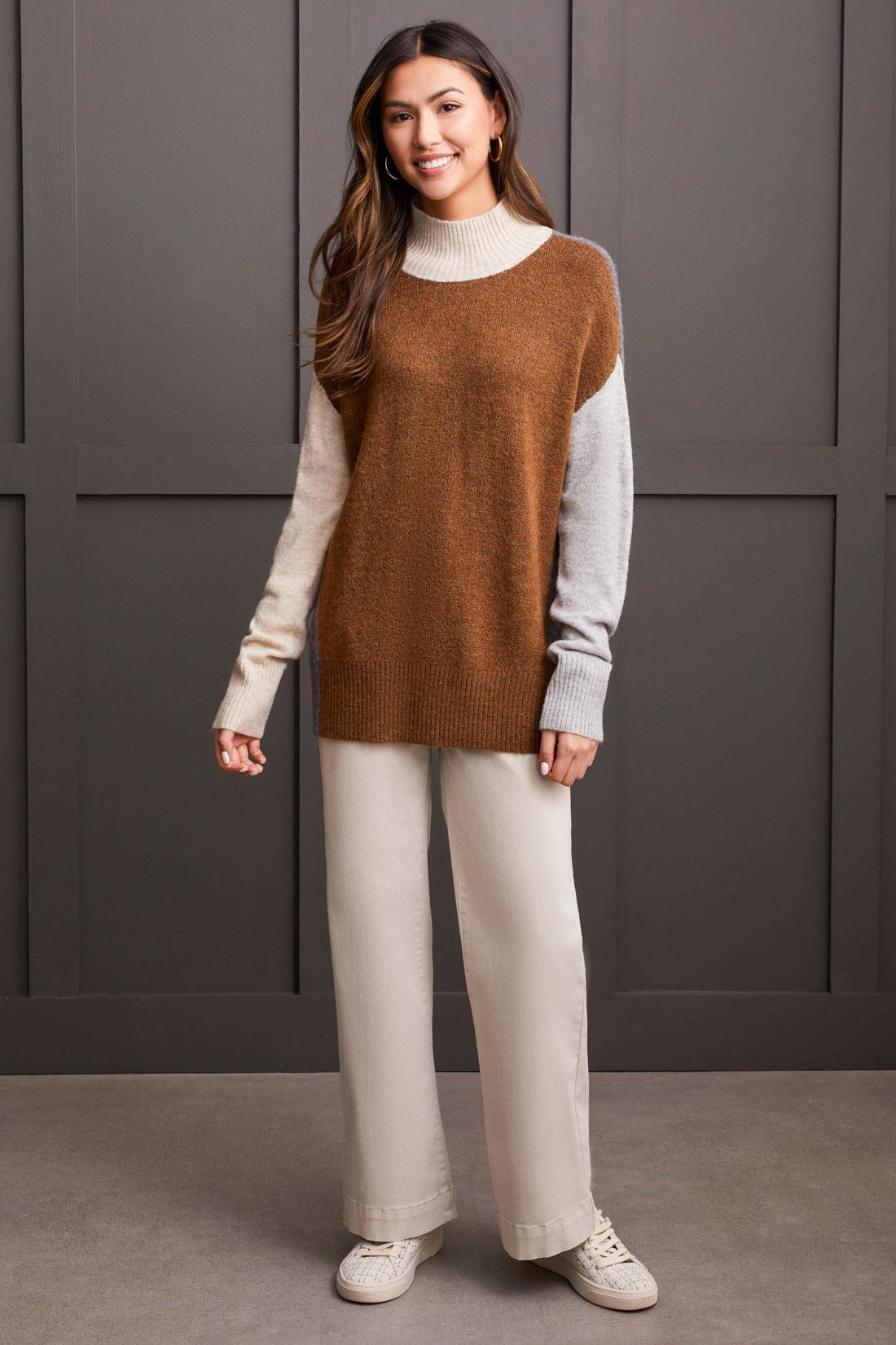 MOCK NECK COLORBLOCK SWEATER