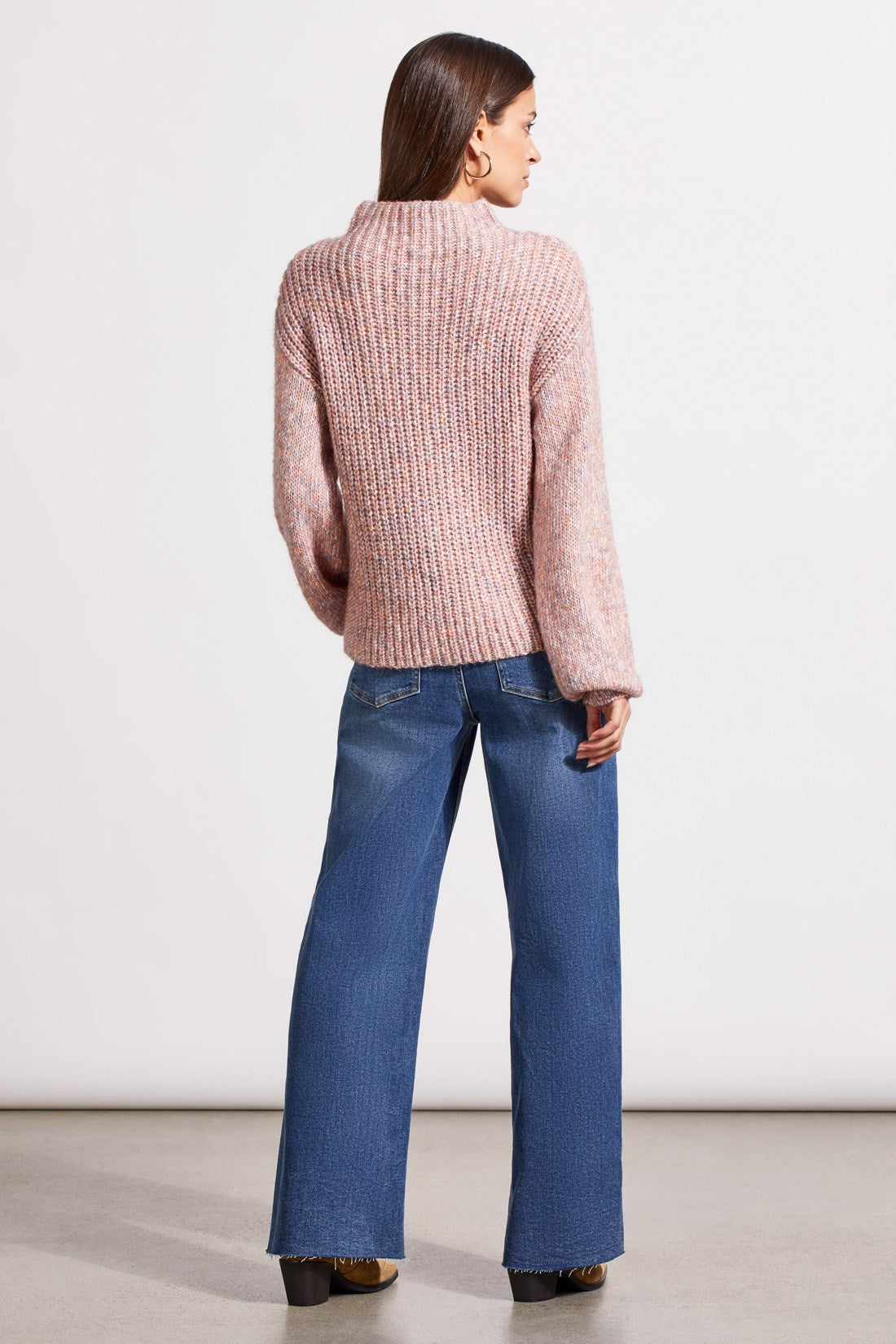 OVERSIZE FUNNEL NECK